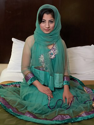 Arab Girls Porn Pictures